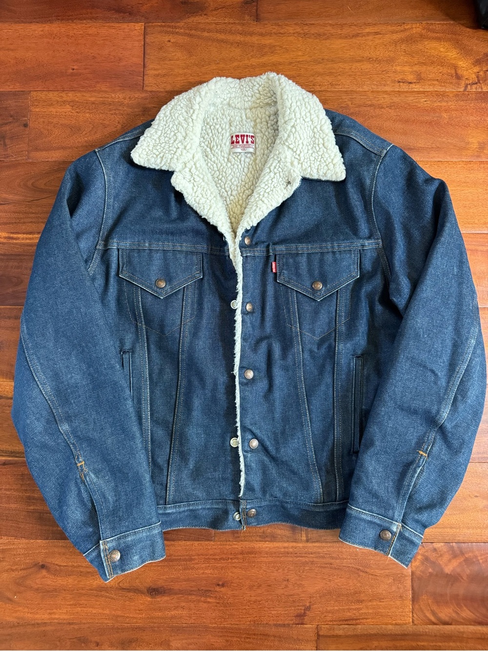 Vintage 70s/80s Levi’s sherpa dark wash denim jacket San Francisco men’s Sz L